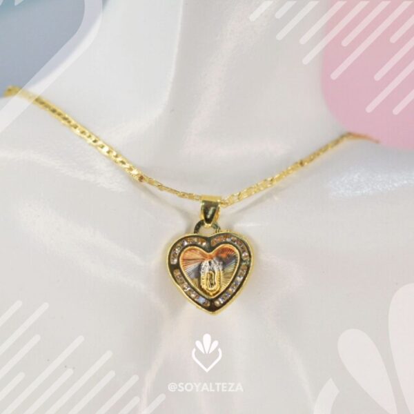 Collar Virgencita mini