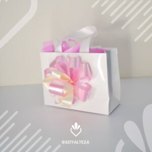 Bolsa brillante blanca