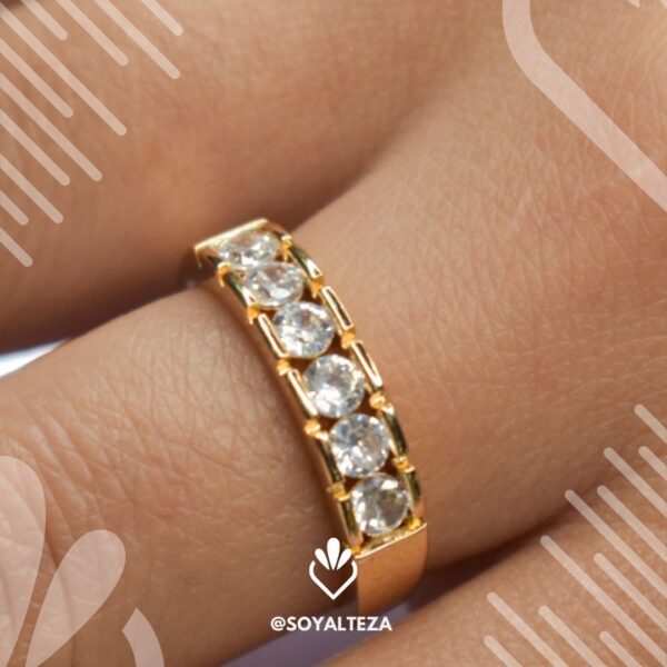 Anillo media churumbela