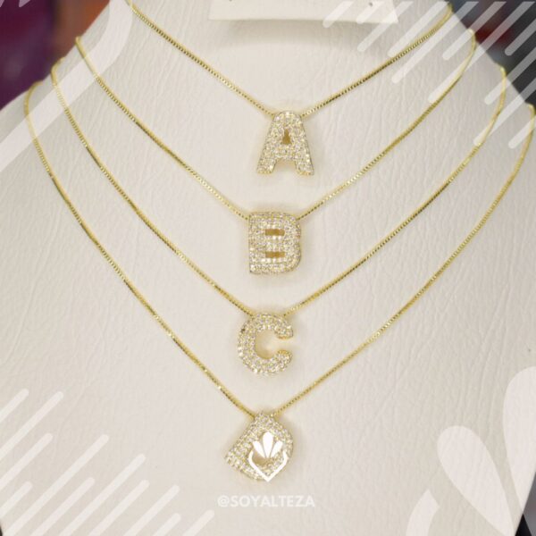 Collar Letra C - Imagen 2